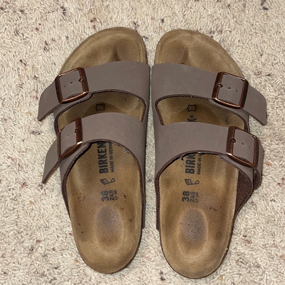 Like new Birkenstocks size 38 (US 7).